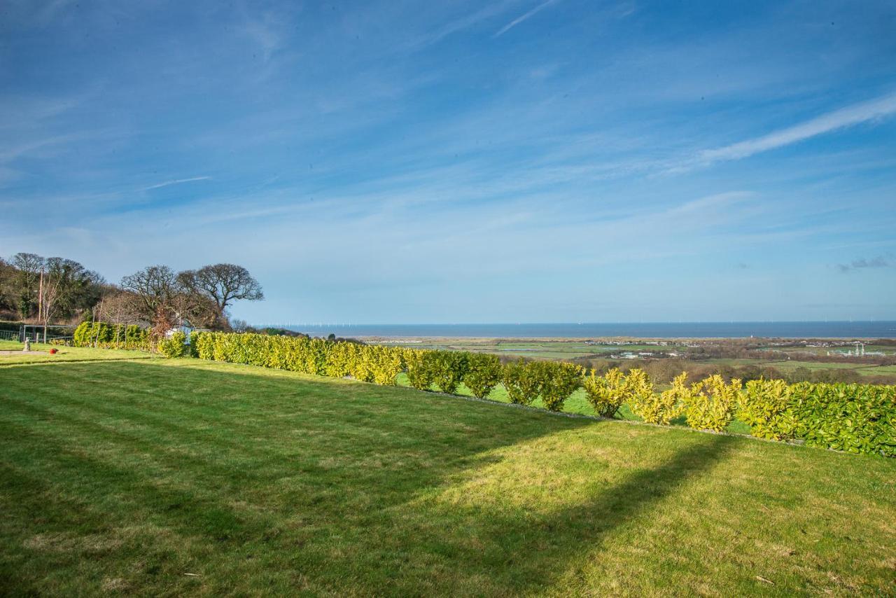 Finest Retreats - Sea Views *