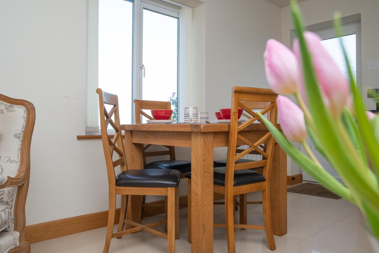 Finest Retreats - Sea Views Holiday home