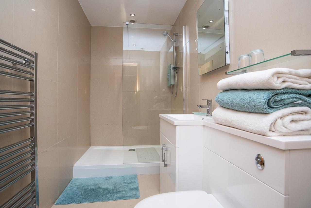Finest Retreats - Sea Views *